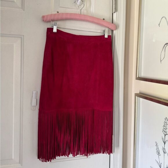 Neiman Marcus Cusp Burgundy Suede Fringe Skirt Size XS - Picture 3 of 15